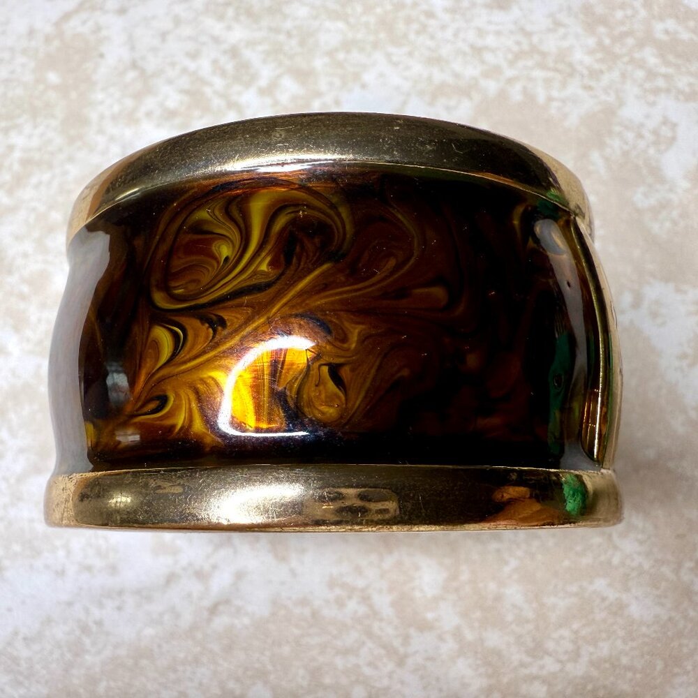 Vintage Gold Tone Faux Tortoise Lucite Hinged Bangle Bracelet 1.5” Wide